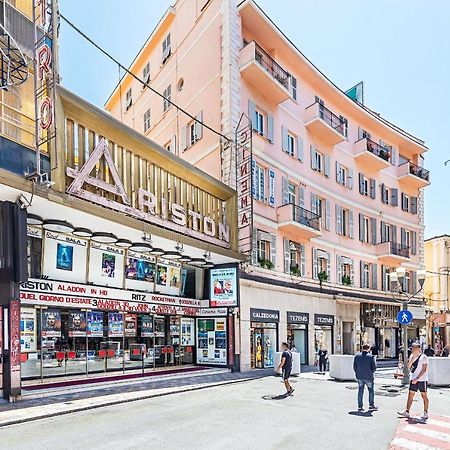 Gaudio Flat Near Ariston Theater By Wonderful Italy Apartment Sanremo Bagian luar foto