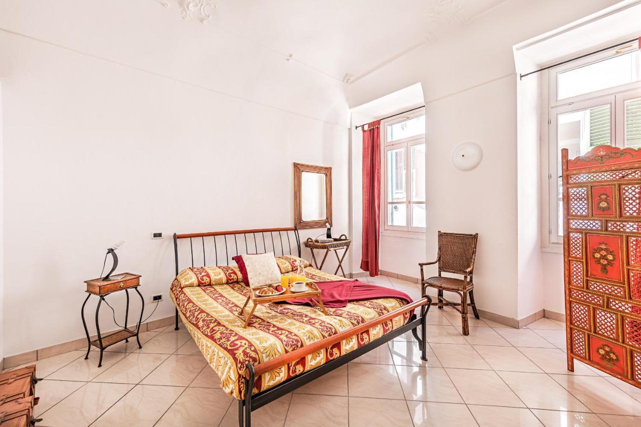 Gaudio Flat Near Ariston Theater By Wonderful Italy Apartment Sanremo Bagian luar foto