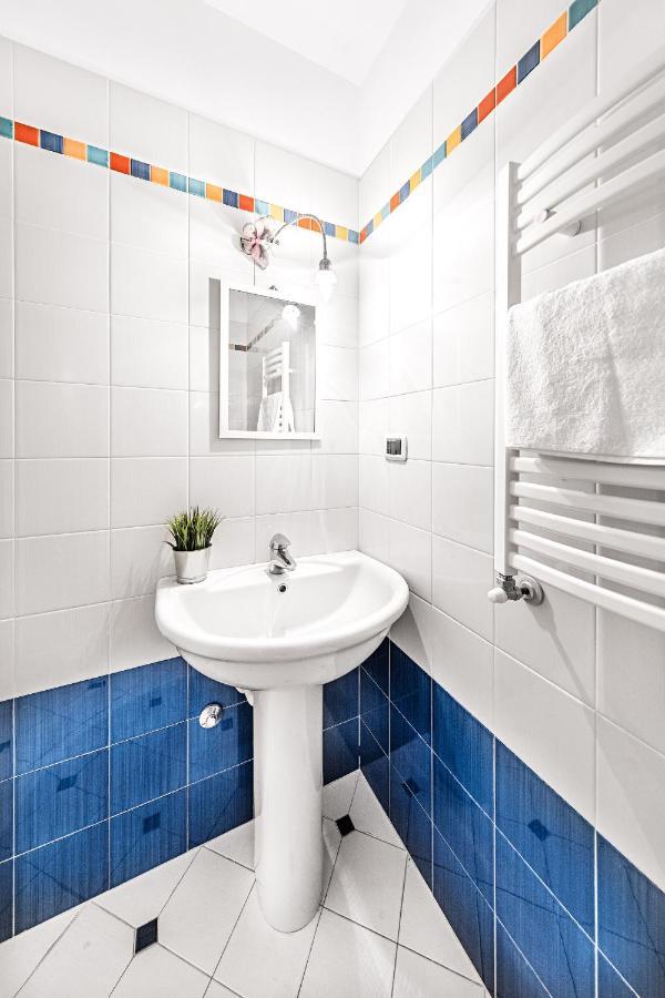 Gaudio Flat Near Ariston Theater By Wonderful Italy Apartment Sanremo Bagian luar foto